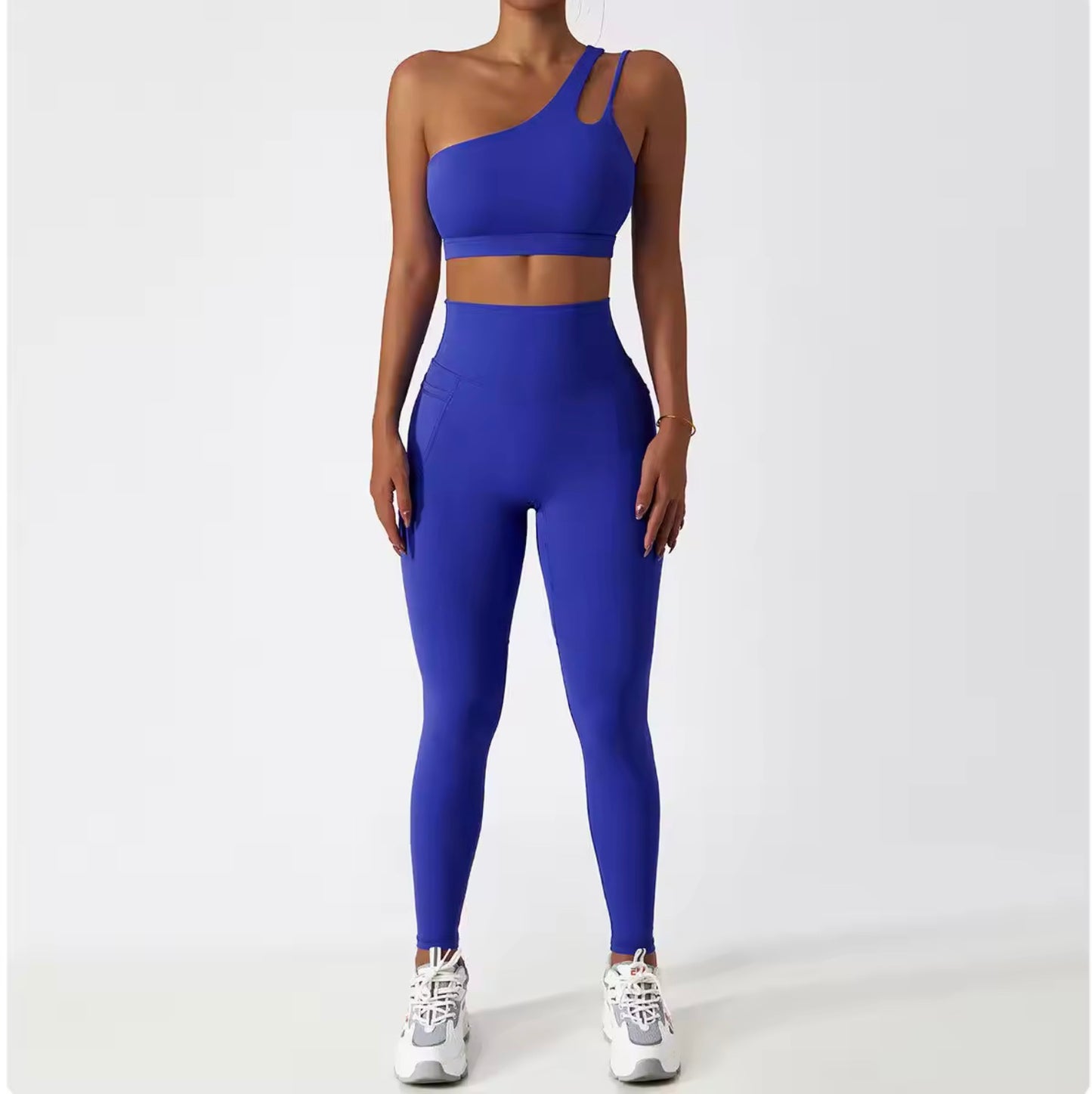 Seamless Tummy Control Activewear Set with Pockets.