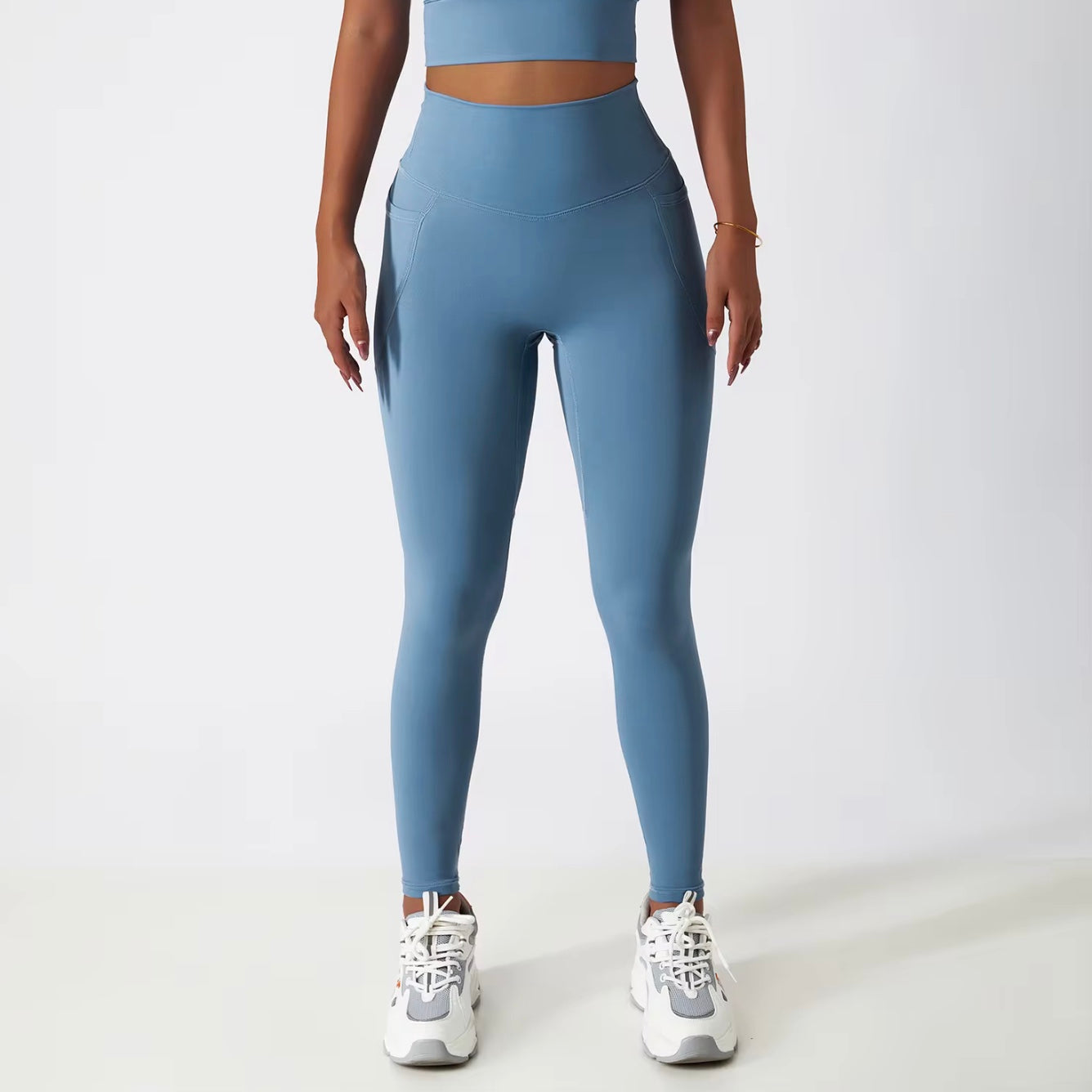 Seamless Tummy Control Activewear Set with Pockets.