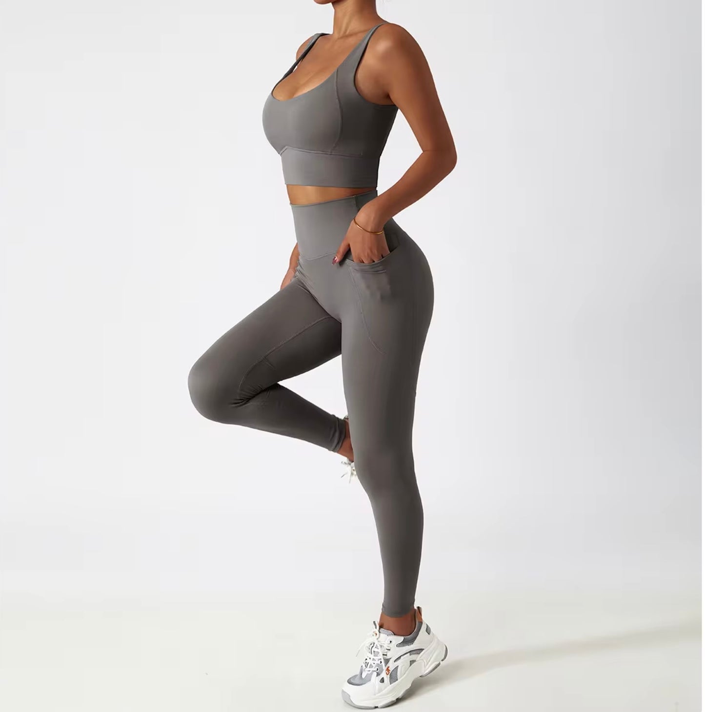 4-Piece Seamless Tummy Control Sportswear Naked Feel Fabric Yoga Set