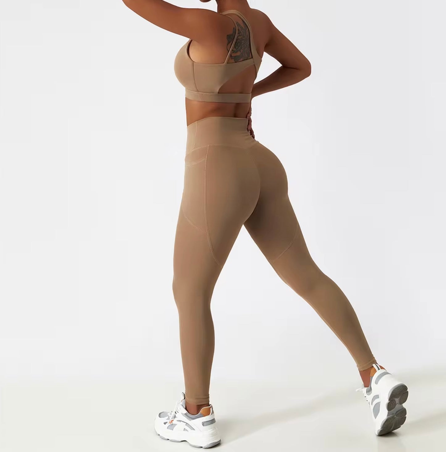 4-Piece Seamless Tummy Control Sportswear Naked Feel Fabric Yoga Set